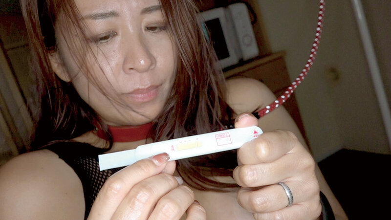 卑猥顔の美熟女！顔でヌケるオンナの着衣SEX 妃ひかり